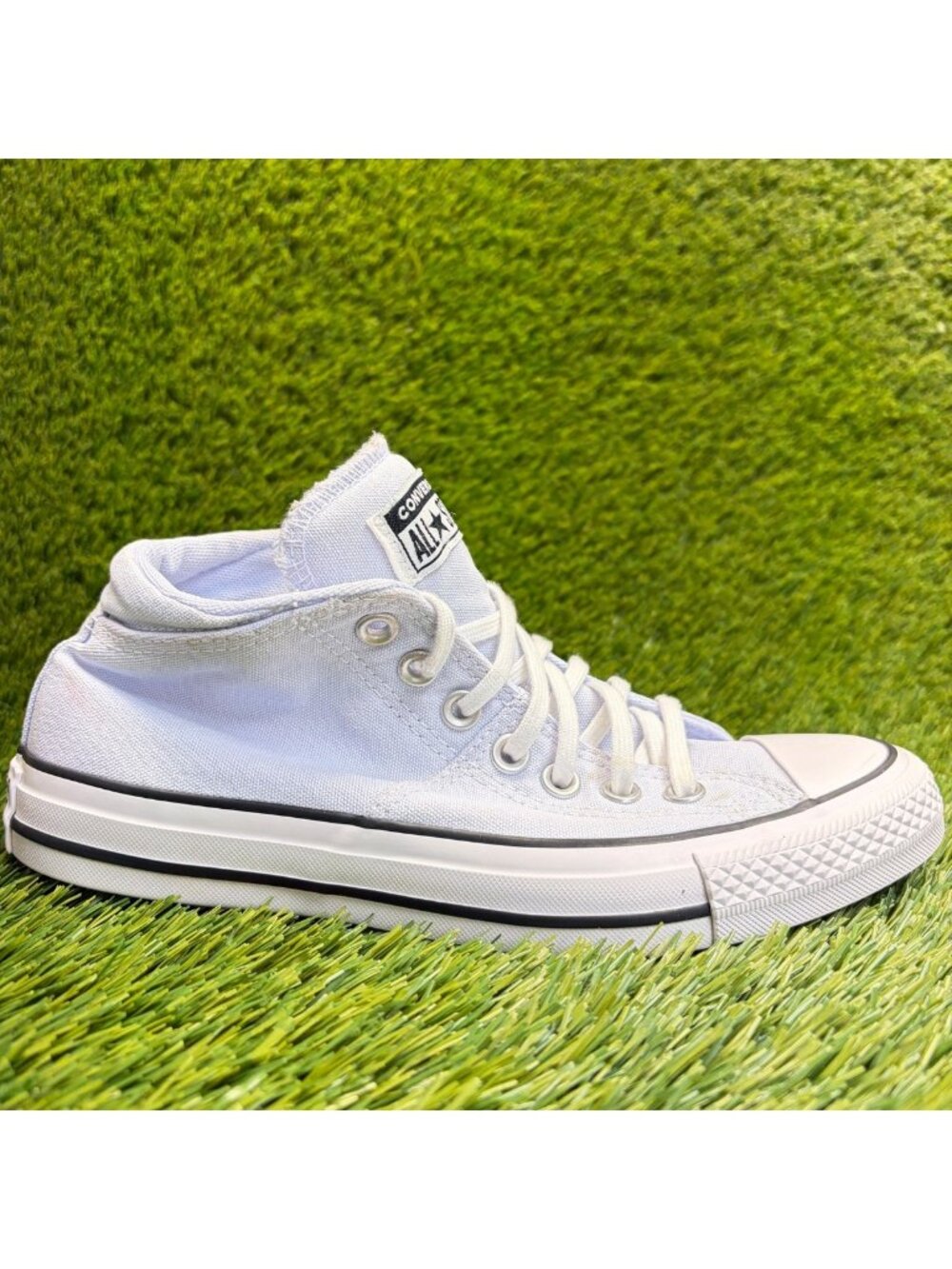 Converse Chuck Taylor All Star Mid Womens Size 7.5 Blue Athletic Shoes Sneakers